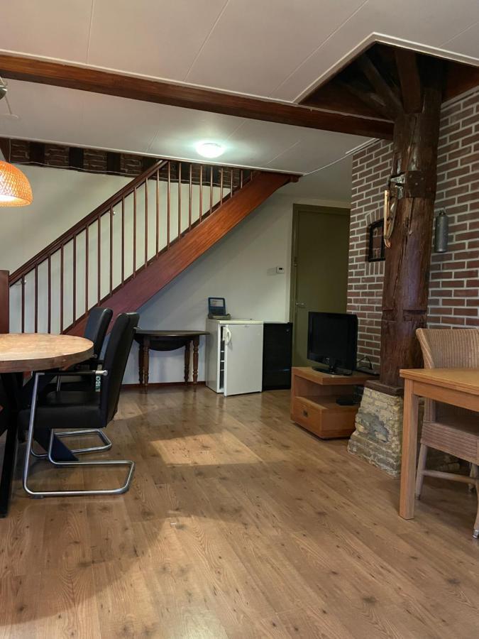De Stjelp Pleats Bed & Breakfast Lemmer Ngoại thất bức ảnh